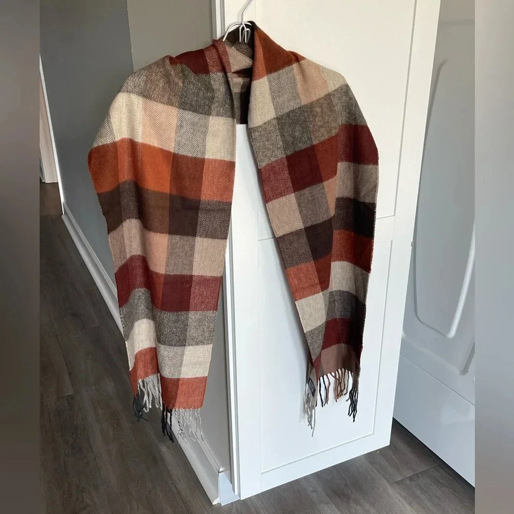 V Fraas Plaid Multicolor Scarf With Fringe 100% Acrylic Made In Germany